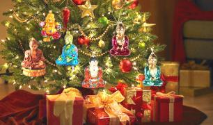 PUJAS & CEREMONIES Annual Christmas Eve Puja Sunday 24 December (6.30 pm 8.30 pm) Join us for our annual Shakyamuni Buddha puja, offering all the Christmas trees and lights in the world!