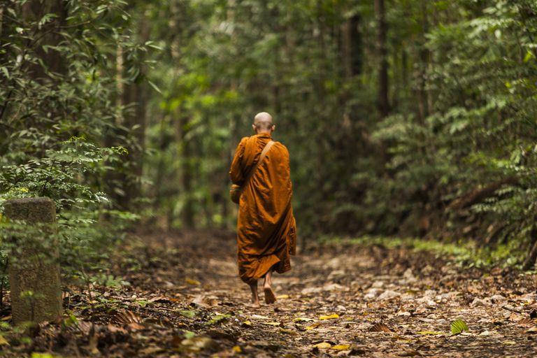 10 Origin of the Rains Retreat The first Buddhist monks and nuns did not live in monasteries.