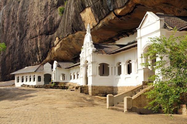 22nd May DAMBULLA SIGIRIYA POLONNARUWA The suggested personal morning reflection will be to focus on the Angel of Joy as we engage with some of the most ancient and spectacular sites allowing