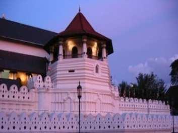 Visit the Temple of Tooth Relic; a Buddhist temple in the city of Kandy, Sri Lanka.