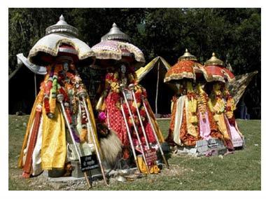 Bengal, Orissa and Assam Dussehra In these states, Dussehra is celebrated in the form of Durga Puja.