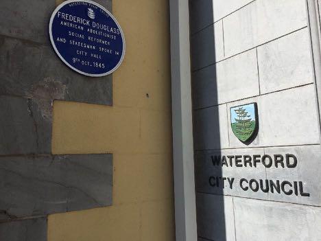 FREDERICK DOUGLASS VISIT TO WATERFORD: 9 OCTOBER,1845 FREDERICK DOUGLASS WAS AN ESCAPED AFRICAN-AMERICAN SLAVE WHO VISITED WATERFORD CITY IN 1845.