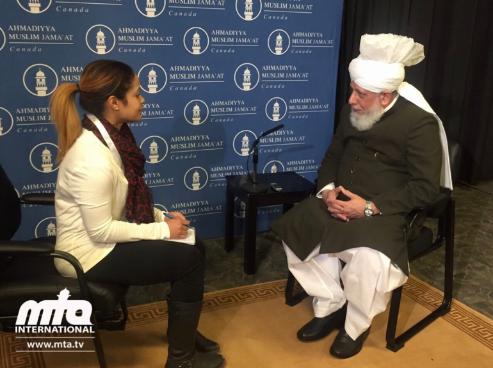 Interview with Star Phoenix During the third interview, a journalist called Thea James, from the Star Phoenix, asked Huzoor why there were segregation of sexes in Mosques.