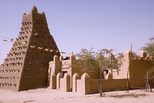 The people of Timbuktu today live in modern mud
