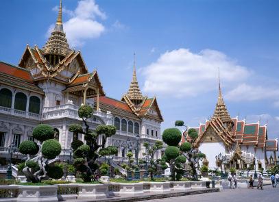 07 December 2011 Arrive Bangkok Wednesday Today, you will arrive Bangkok s Suvarnabhumi International Airport.