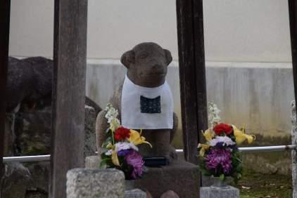 The statue of Dear Dog, Yukimaru Legend says Yukimaru was Prince Shotoku s beloved dog.