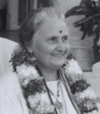 Maria Montessori in a letter from India in 1940 to her two granddaughters We abandon all and travel the world, as did those in