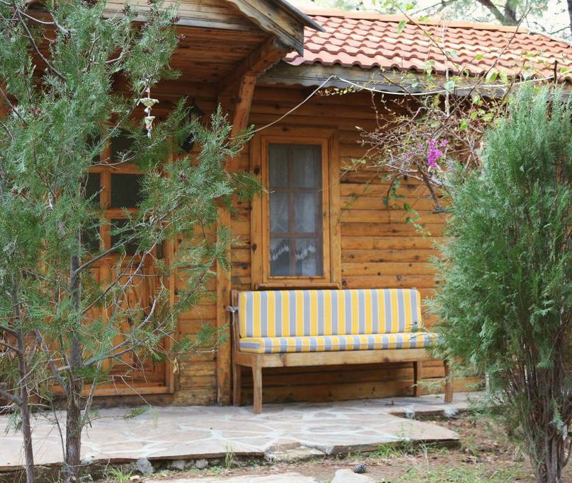 AVAILABLE ROOMS Kizilbuk is a boutique establishment, with eight wooden lodges and two stone houses; you can decide which option is best for you.