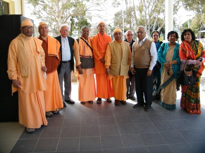 Constant Mews of the Centre of Studies in Religion and Theology followed by presentations from Swamis Sridharananda, Tyagananda, Baneshananda and Sarvapriyananda.