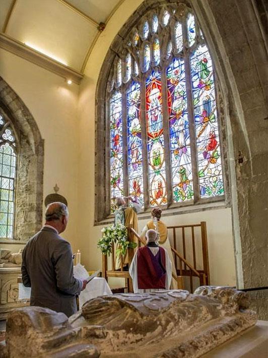 The iconography of the window was inspired by the survival of the splendid late-medieval oak sculpture of Jesse at St Mary s, and the lower part of the window incorporates Lamberts restauro