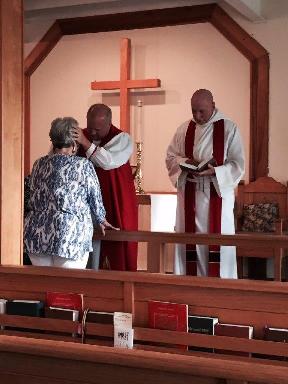 BISHOP VISIT SEPTEMBER 2, 2015 During the Wednesday evening worship at Grace Episcopal Church, Panama City Beach, it is their custom to invite folks to come to the altar for prayers for healing.