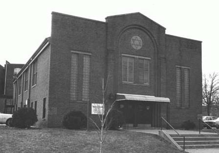 By the mid 1940 s, as WWII was coming to an end, members of the congregation were like other Jews in the Glenville area and looking look to move further east.