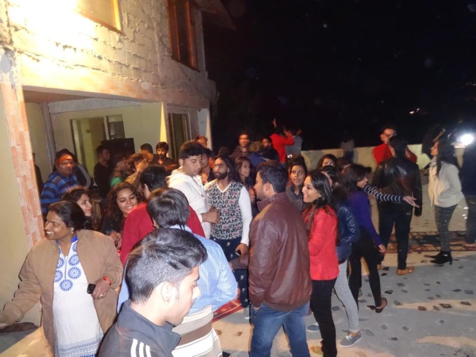 in the middle of a nearby deciduous forest, or take a medicinal soak in the hot springs burbling.then the students went to the Club House of Manali where they enjoyed various indoor activities.