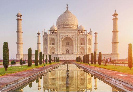 au Optional side trip for those who have never seen the iconic Taj Mahal!! Cost depends on numbers going.
