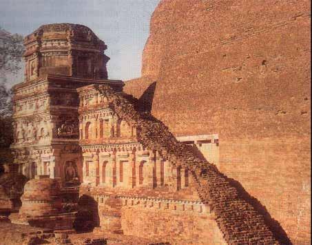 Nalanda University Other International Universities Nalanda or Takshasila were not the only centres of learning in India. Seats of learning were strewn across the length and breadth of the land.