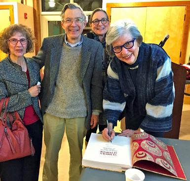 March Meeting Review: Louise Mackie on Luxury Textiles from the Lands of Islam 1. Louise signs Lloyd Kannenberg s copy of her book, witnessed by Susan Lind-Sinanian and Julia Bailey 2.