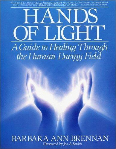 With the clarity of a physicist and the compassion of a gifted healer with fifteen years of professional experience observing 5,000 clients and students, Barbara Ann Brennan presents the first