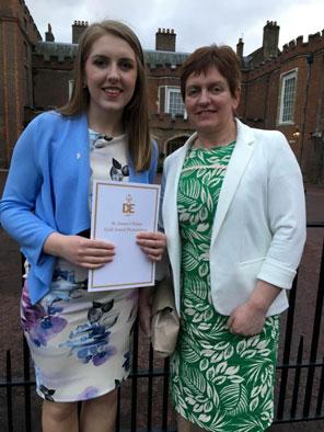 My Gold Duke of Edinburgh Award - by Carol Fleming (Gillygooley) On Monday 29 th February, Mum and I travelled to London to collect my Gold Duke of Edinburgh award.