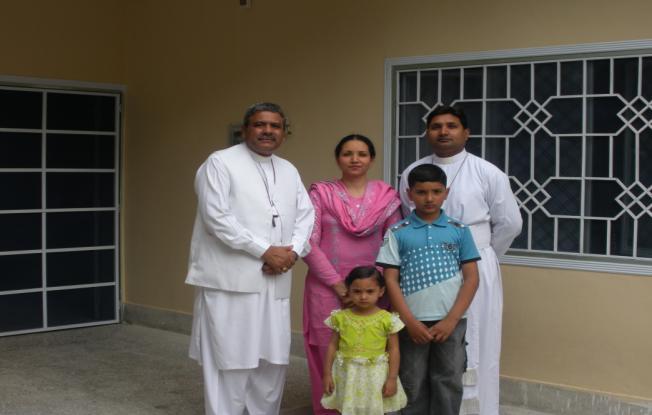 Shahzad s Family After the Holy Communion Service on Ascension Day, the Rt. Revd. Humphrey Peters performed the Inauguration ceremony of the newly built Vicar s House.