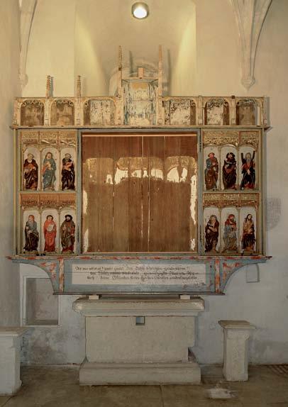 aastatel Lübeckis, altari pealmik ning arvatavalt ka predella pärinevad altari Kaarma kirikusse ülespanemise ajast, 16.