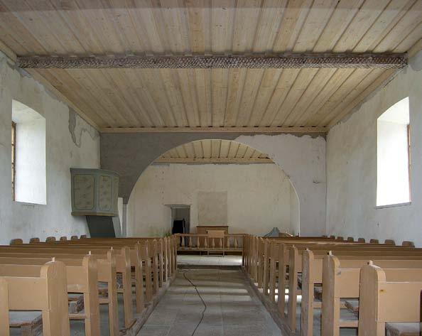 Pühakodade programmi toetus: 137 791 eurot Tööde kogumaksumus: 137 791 eurot Saaremaa Jaani kiriku varasem ehituslugu ei ole teada. Ehitusajaks on pakutud nii 17. sajandi lõppu kui ka 18.