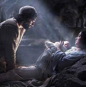 WELCOME TO WORSHIP! Christmas Eve The Nativity of Our Lord December 24, 2017 PREPARING FOR WORSHIP Read Psalm 96. What reasons has God given you to praise Him tonight?