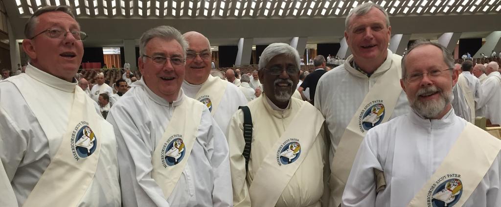 2 Australian deacons pictured in Rome are, from left, Mark Kelly, Tony Aspinall, Paul Simmons (at back), Mervyn Francis, Jim Curtain and Peter McCulloch. (See Jubilee for Deacons page 5).