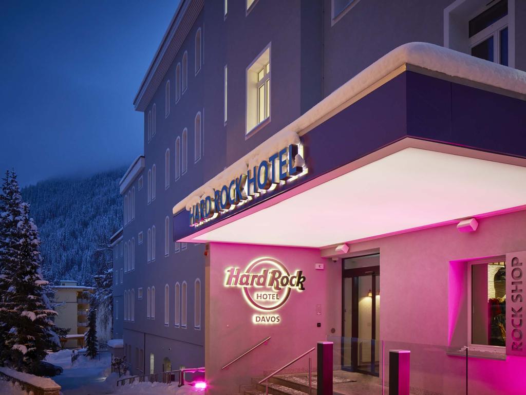 From intimate gatherings to the party of the century, Hard Rock Hotel Davos provides exceptional memories with the help of our talented event planning experts.