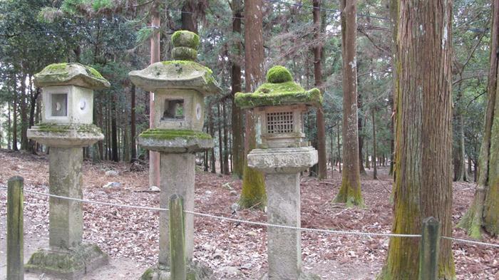 As the official pamphlet from the shrine says: With great respect, the deity of Takemikazuhchi-no-mikoto had landed to the top of the sacred Mikasayama Hill which is called... cloudy peaks.
