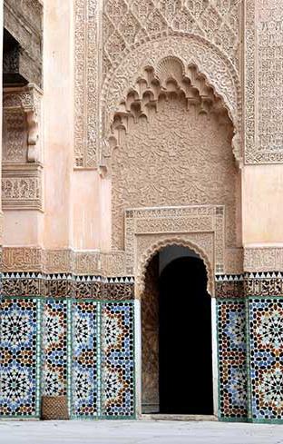Program Overview Morocco exotic, mysterious, sensuous, and dramatic a land of extremes, from high mountain peaks to deserts, lush valleys, and Kasbahs.