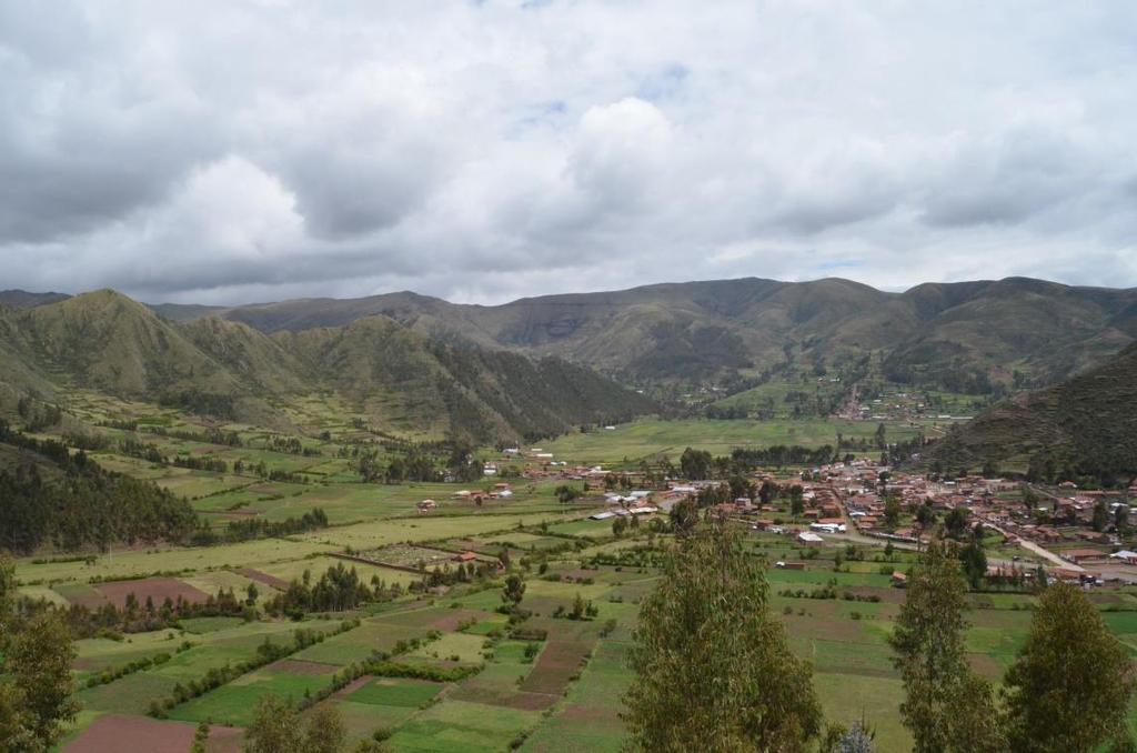 Day 3 PISAC / SACRED VALLEY/ OLLANTAYTAMBO This morning we will travel, through the sacred valley to visit the powerful village of Pisac.