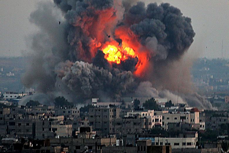Two More Quick Wars 2006- Armed conflict erupted again aoer militants kidnapped several Israeli soldiers along the borders with Gaza and Lebanon Israel launched massive air strikes & ground