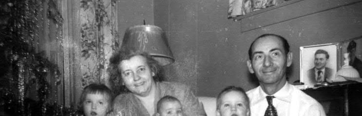 , MI Children: Marriage: 6 August 1947 Detroit, Wayne Co., MI Laura Jean Kelly b. 18 August 1963 Full Name of Spouse: Death: Carol Ann Kelly b.