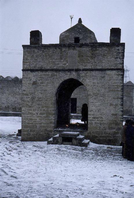 Tomb of the Samanids. Bukhara (Uzbekistan). Early 10th c. Fire Temple (Zoroastrian), 18th c. Baku, Azerbaijan.