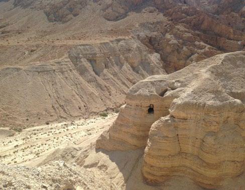 Jewish zealots and how Masada has become symbolic of the Jewish people s fight for freedom and independence.