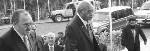 Alex Potabe i raitim Memba bilong Ialibu-Pangia, na Pati lida bilong Pipols Nesenel Kongres (PNC) Pati, Peter O Neill, em i nupela praim minista bilong Papua Niugini.