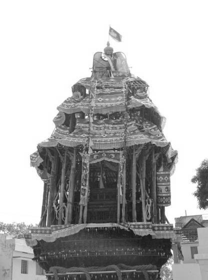 3. Pillayar ther dedicated to lord Vinayaga and 4. Indiran ther dedicated to lord Indira. Swamyther is the biggest chariot of the temple. This car has totally six stages and towers around 18 meters.