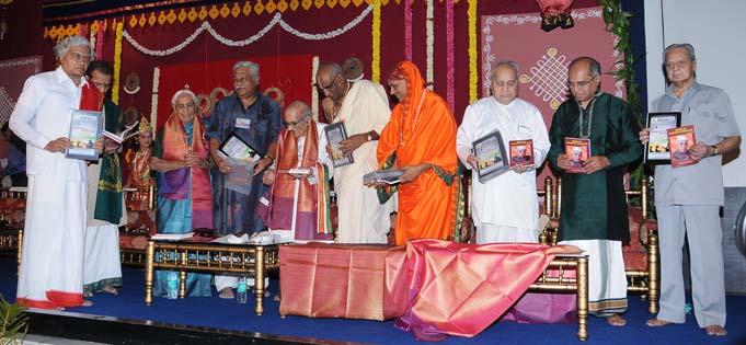 The conference began on the 23rd July with the recitation of verses from the Mahapuranas by students of Sandipani Gurukula, under the direction of Smt.