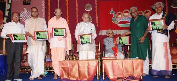 Pandurangi, Renowned Vedic Scholar Prof. Ved Kumari Ghai of Jammu, Prof. Murli Manohar Pathak of Gorakhpur, Prof. K.E. Devanathan of Tirupati, and Dr. H.S. Nagabhushan Bhatta of Bengaluru were honoured for their lifetime contribution to indological studies.