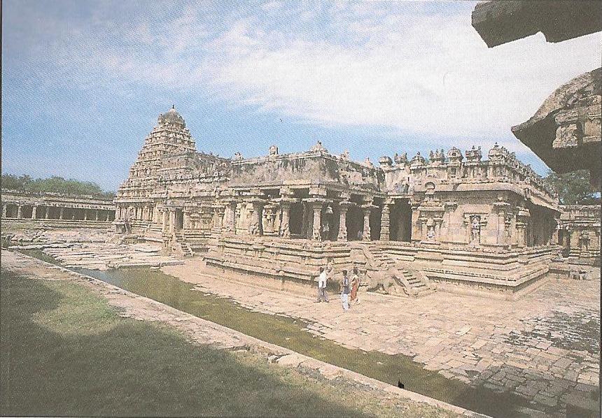 This well-known temple town, situated on the banks of river Cauvery in picturesque