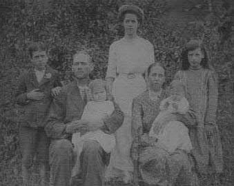 Back row standing: Emma Jane Bilbrey, married Harry Dietz; Morgan Bilbrey, married Frances Dunavin; and Walter Bilbrey who married Mary Ethel Hunter.
