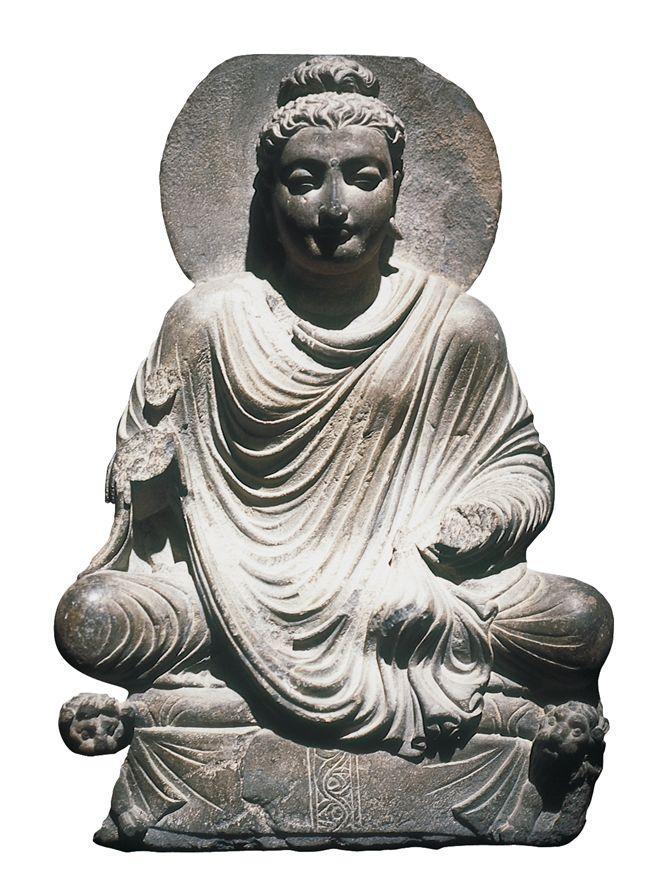Spread of Buddhism Buddhism becomes the dominant faith of Silk Roads in 200BCE -700 CE Merchants carry religious ideas of India through central Asia to east Asia Cosmopolitan centers promote