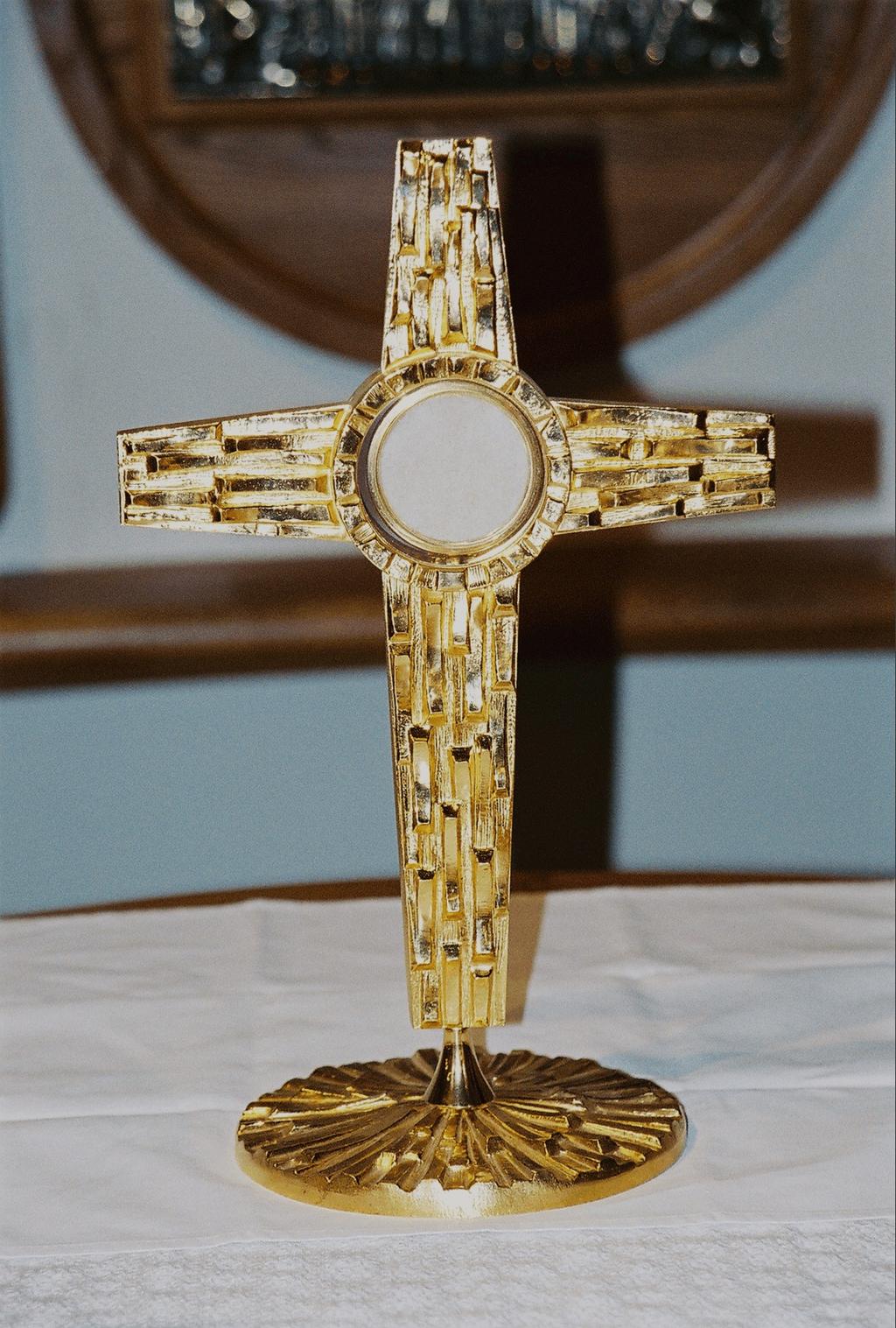 CtR's 2008 Strategic Pastoral Plan January 29, 2008 PERPETUAL EUCHARISTIC ADORATION Lo, I am with you