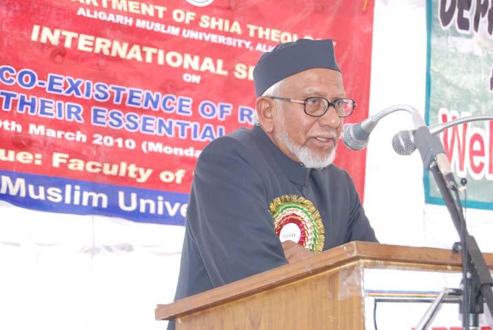 10 Prof.Abdul Haq Ansari, ex-amir of Jama ate Islami and a senior Muslim thinker, delivered the Keynote Address.