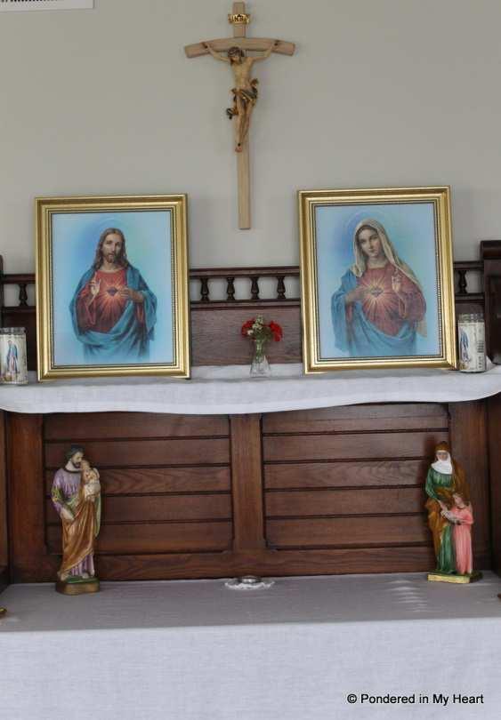 1 Home Enthronement of The Sacred Heart of Jesus and The Immaculate Heart of Mary Enthronement is a crusade to establish the Social Reign of the Sacred Heart in society through the family, the social
