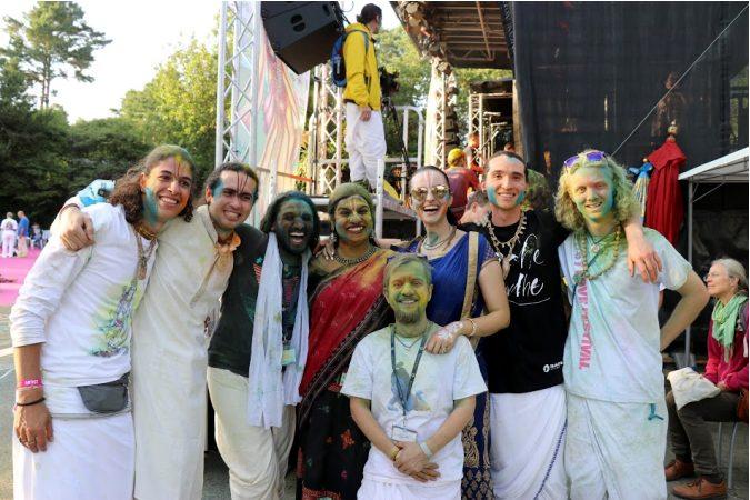 grounds filled up to create three days of partying in the name of love and spirituality.