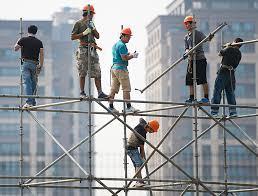MITZVAH #8 - DON'T HOLD BACK לא תלין פעולת שכיר WAGES If you hire someone to work for you, for example a builder, make sure you pay them on time and do not tell them to come back next