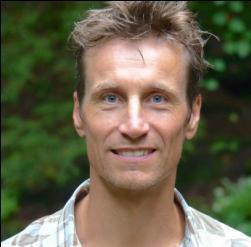 Empower Your Life with Yoga An interactive exploration with Yoga Therapy with Chris Kummer 16-18 Apr 2015 Chris Kummer presents a practical workshop series that introduces the basis for building