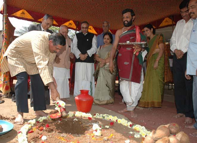 On February 15, the two friendly organizations took part in a Bhoomi Puja at the former s premises on the Mysore Road for a school to cater to poor and middle class children.