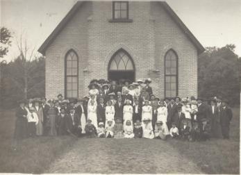 Emanuel Lutheran Church December 2018 Enlightener 125th Anniversary ~ Sunday, August 25, 2019 1950~1959 Sunday School remained an important and successful ministry.